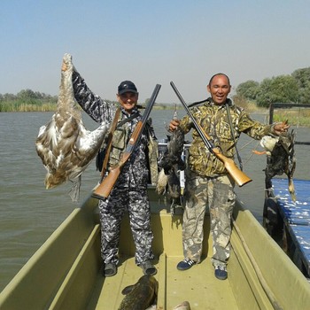 Охота на гуся и лебедя в Астрахани